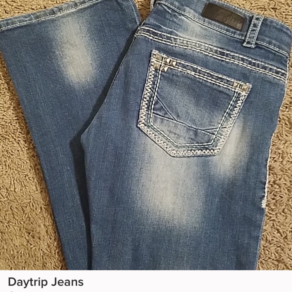 Daytrip. Leo bootcut. 28L